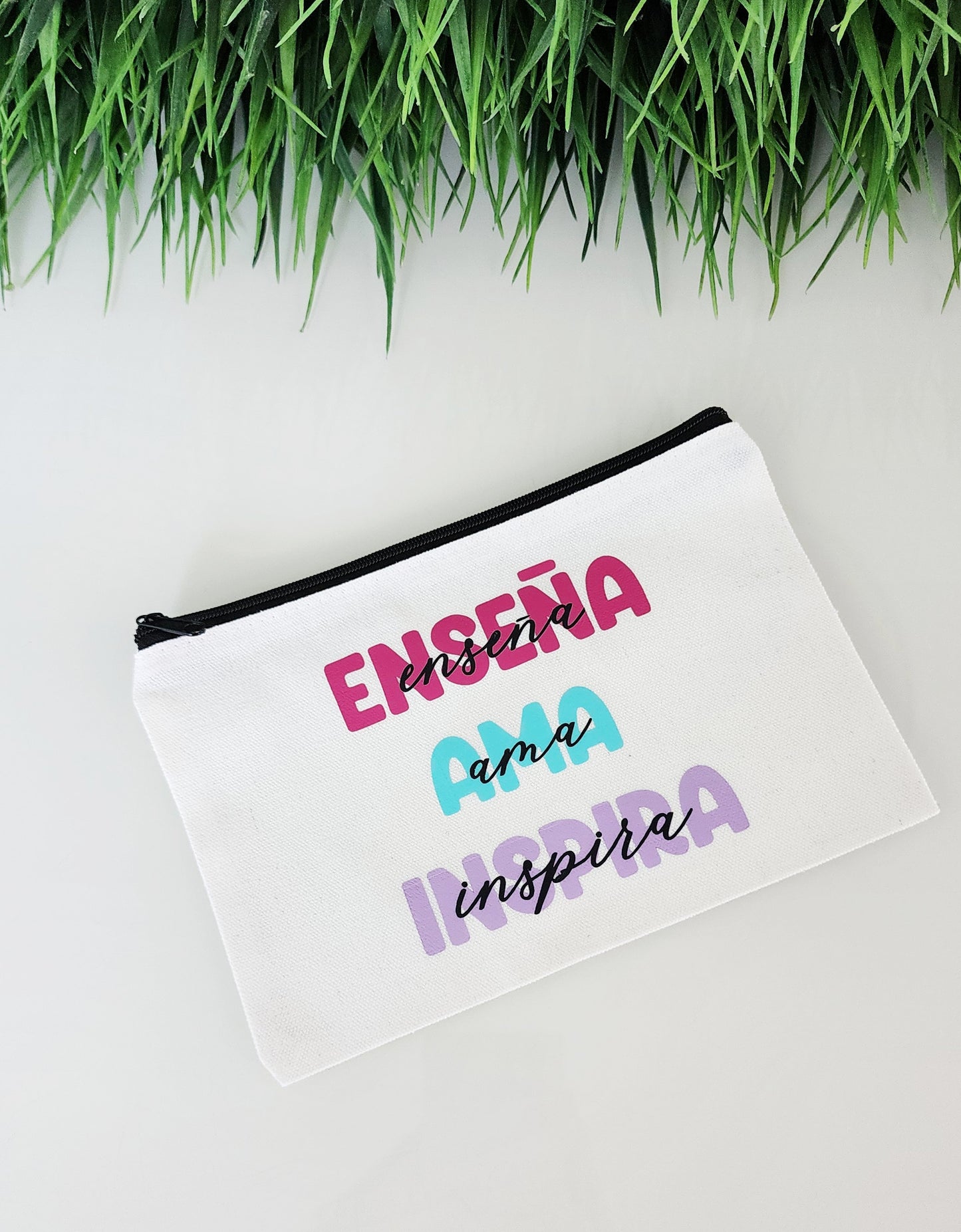 Set Tote Bag y Makeup Bag Enseña, Ama, Inspira